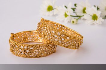 FotoValley-Small-Size (1) Essential Tips for professional Jewelry Image retouching services